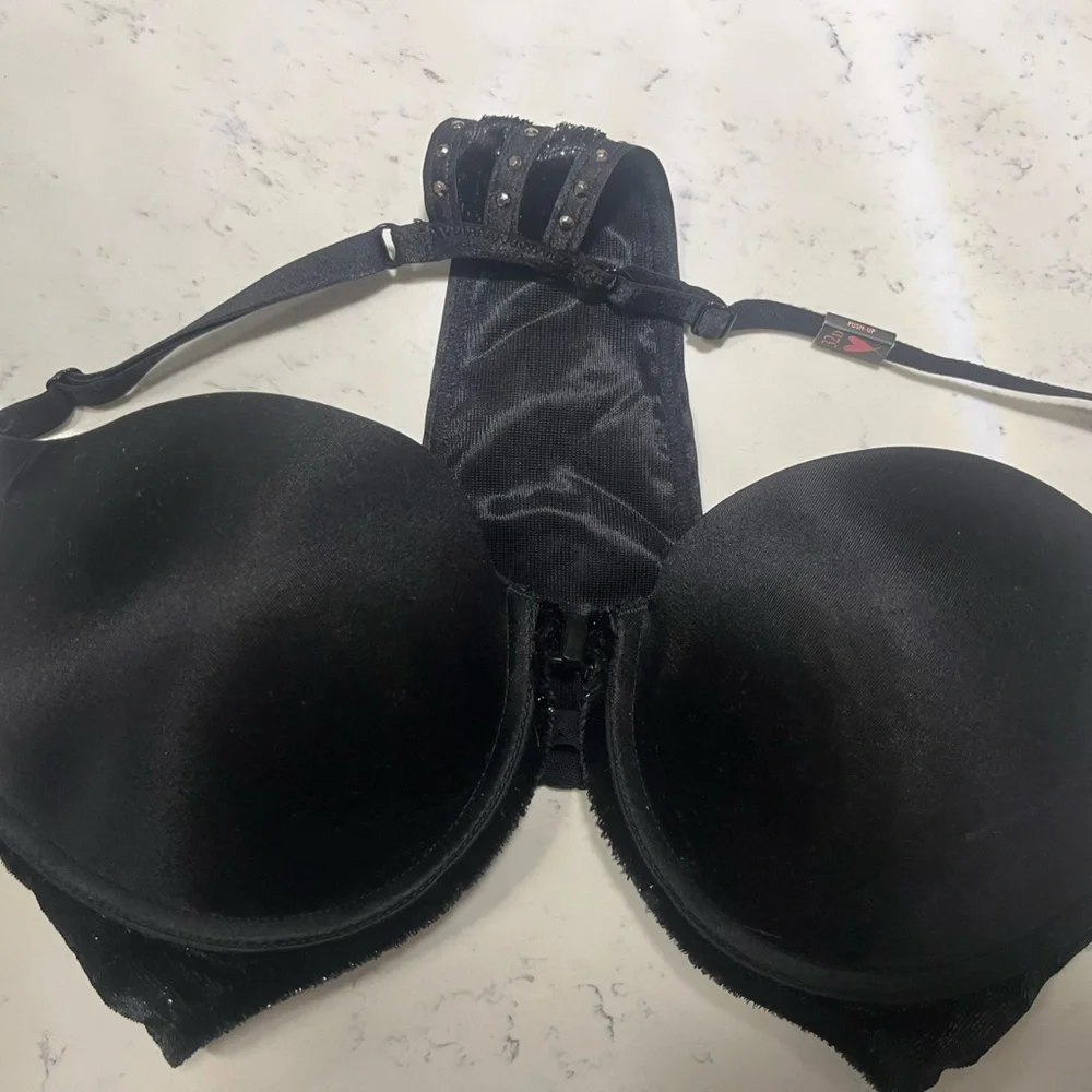 Victoria Secret Rhinestone Racerback with Front Closure - Picture 1 of 3